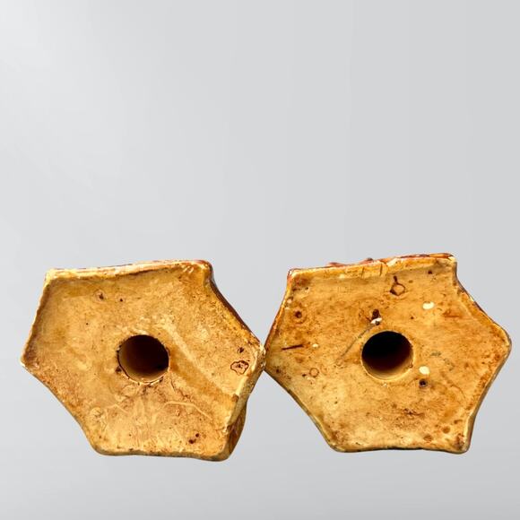 Vintage Ceramic Tipi Salt & Pepper Shaker - Picture 4 of 4